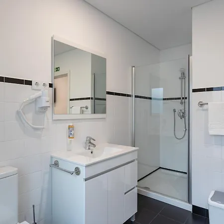 Πανσιόν A Loja Do Cantoneiro