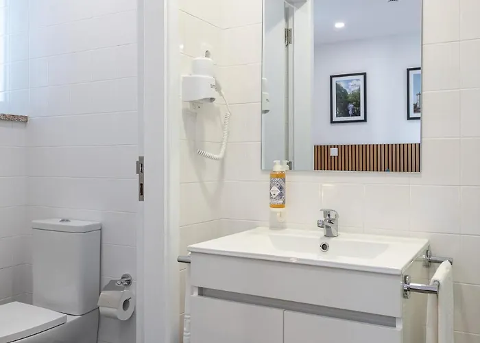 بيت ضيافة A Loja Do Cantoneiro البرغاريا-ا-فلهه