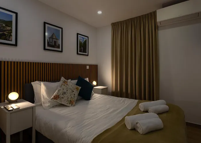 A Loja Do Cantoneiro بيت ضيافة 3*